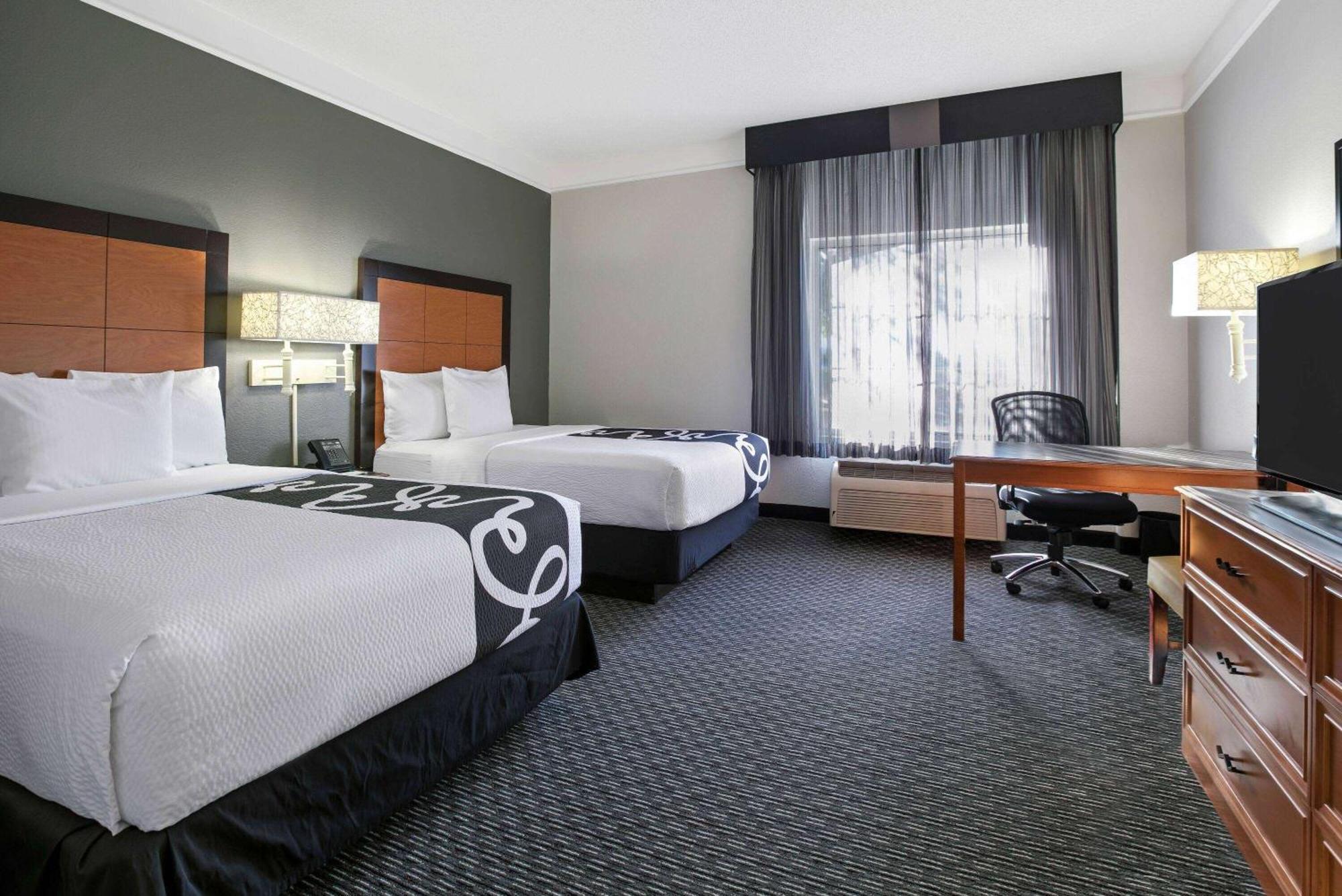La Quinta By Wyndham Dallas Arlington South Ngoại thất bức ảnh